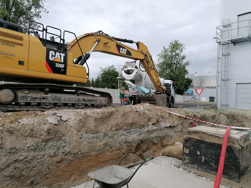 Zemní a výkopové práce s kompaktní stavební technikou