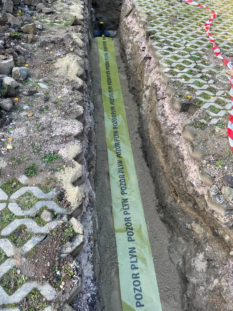 Dokončená příjezdová plocha ze zámkové dlažby