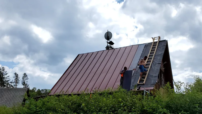 Rekonstrukce krovu a střešního pláště staršího domu